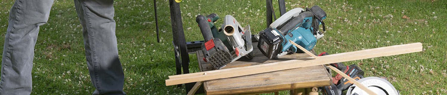 Test af rundsave på batteri Test af rundsave på batteri